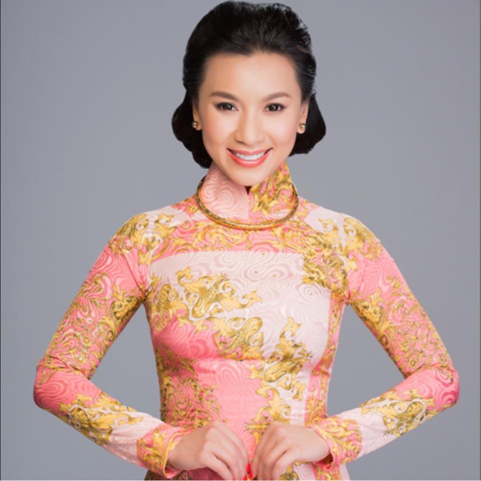 'Biểu tượng gợi cảm' Y Phụng gây chú ý với nhan sắc mặt mộc hiện tại - Ảnh 1