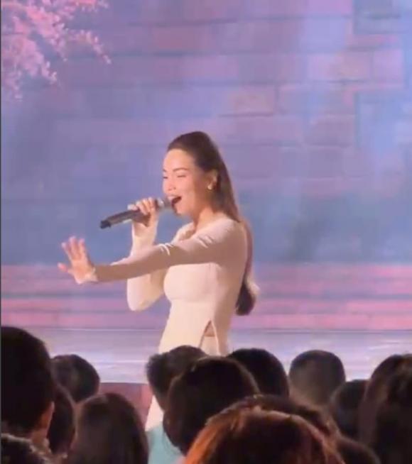 Vóc dáng nuột nà của Hồ Ngọc Hà dù đã là mẹ ba con. Ảnh internet