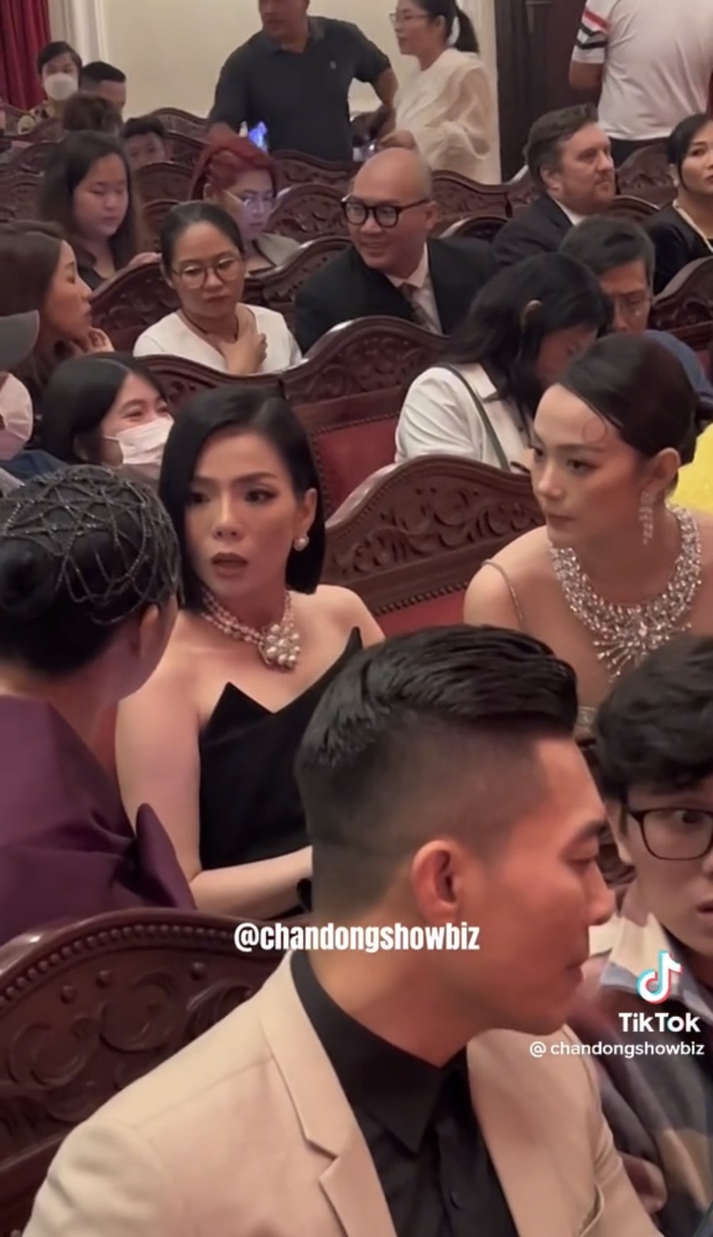 Minh Hằng và Lệ Quyên có mối quan hệ thân thiết với nhau. Ảnh internet