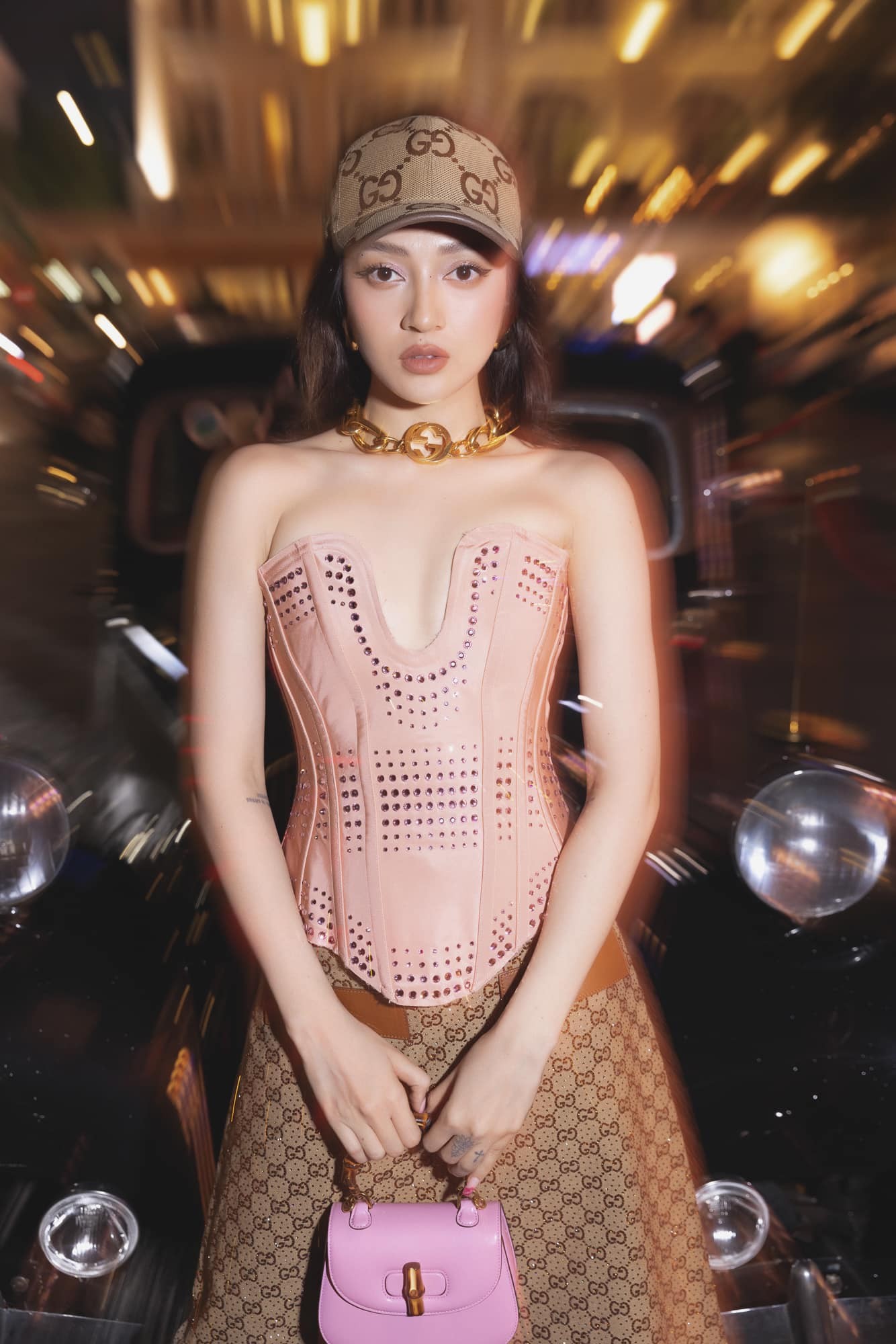 Thời gian gần đây, Bảo Anh rất chăm diện đồ khoe eo thon dáng đẹp. Ảnh internet