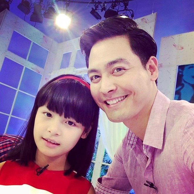 MC Phan Anh hiếm hoi cho ái nữ lên sóng: Ngoại hình gây bất ngờ sau 9 năm tham gia 'Bố ơi! Mình đi đâu thế' - Ảnh 1 MC Phan Anh hiếm hoi cho ái nữ lên sóng: Ngoại hình gây bất ngờ sau 9 năm tham gia 'Bố ơi! Mình đi đâu thế' - Ảnh 1