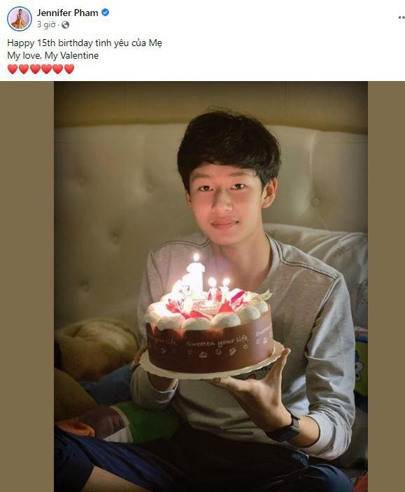 Jennifer Phạm gửi lời yêu thương đến con trai. Ảnh internet Jennifer Phạm gửi lời yêu thương đến con trai. Ảnh internet