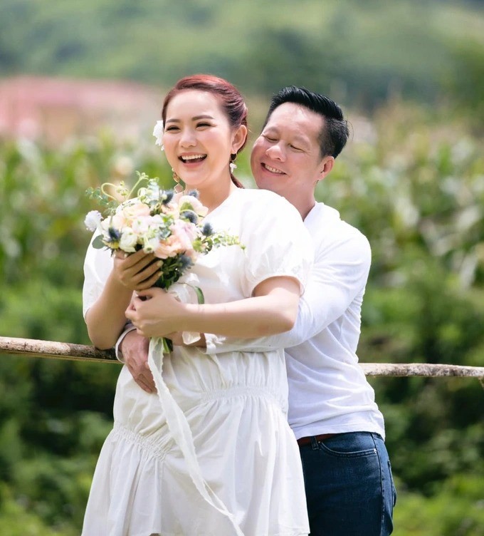 Phan Như Thảo được chồng cưng chiều hết mực. Ảnh internet Phan Như Thảo được chồng cưng chiều hết mực. Ảnh internet