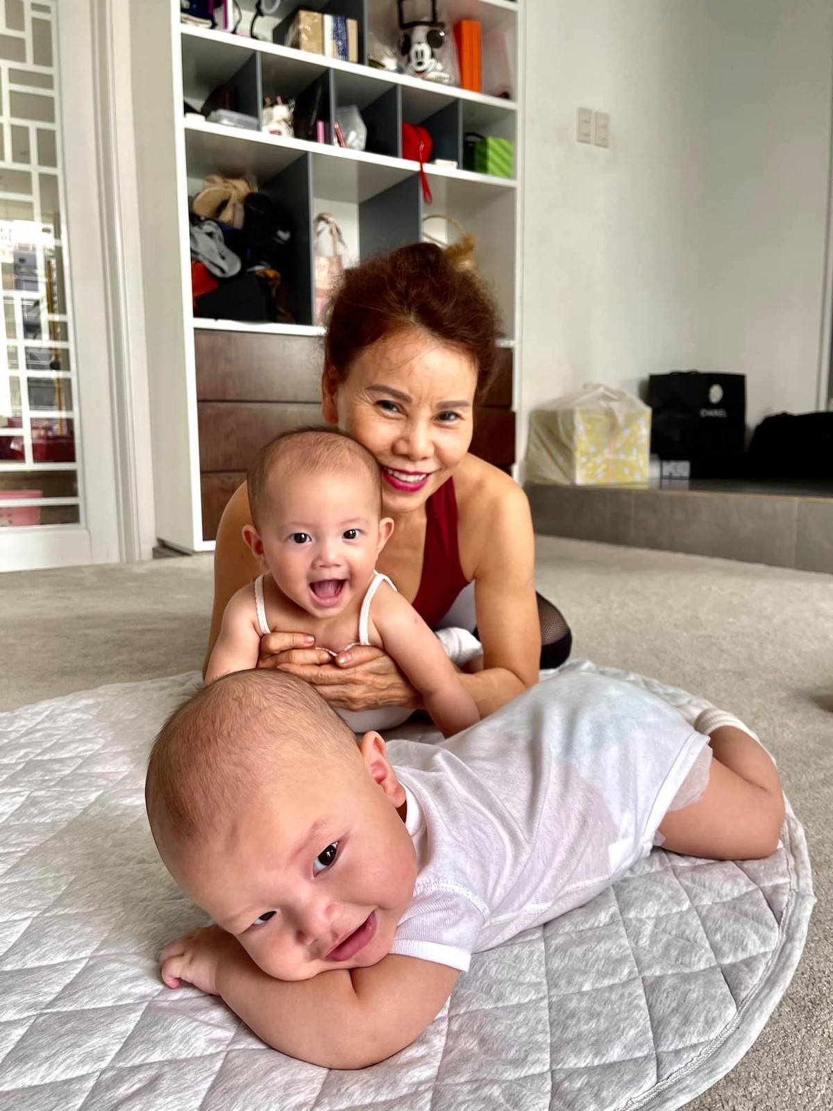 Người phụ nữ quyền lực khiến Hồ Ngọc Hà thừa nhận rất sợ, mang 'nợ' cả đời - Ảnh 1