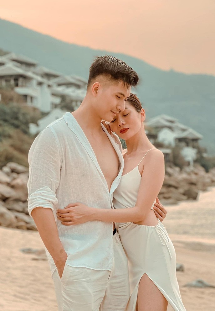 Lệ Quyên tuyên bố một câu chắc nịch sau thời gian yêu Lâm Bảo Châu 4 Lệ Quyên tuyên bố một câu chắc nịch sau thời gian yêu Lâm Bảo Châu 4