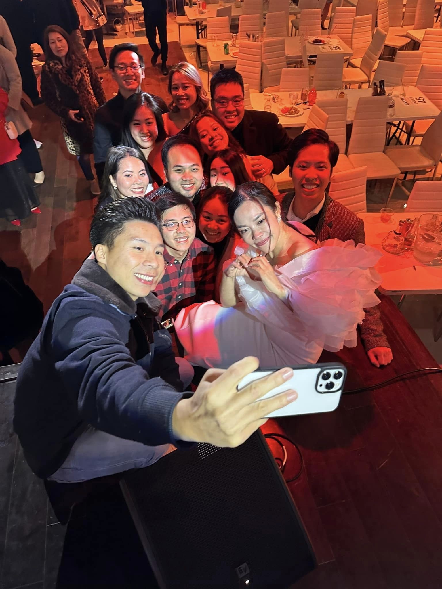 Ngọc Mai luôn có Quốc Nghiệp đồng hành trên mọi nẻo đường. Ảnh internet