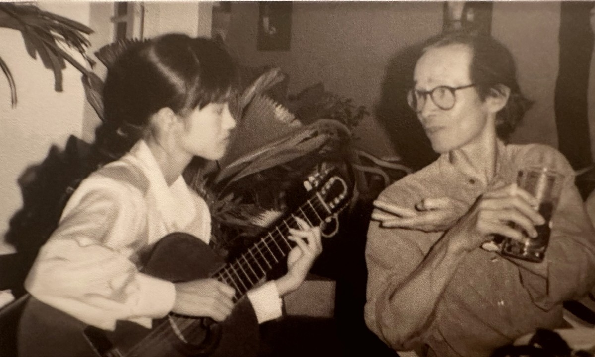 Cố nhạc sĩ Trịnh Công Sơn là người góp phần làm nên thành công trong sự nghiệp của Hồng Nhung. Ảnh FBNV