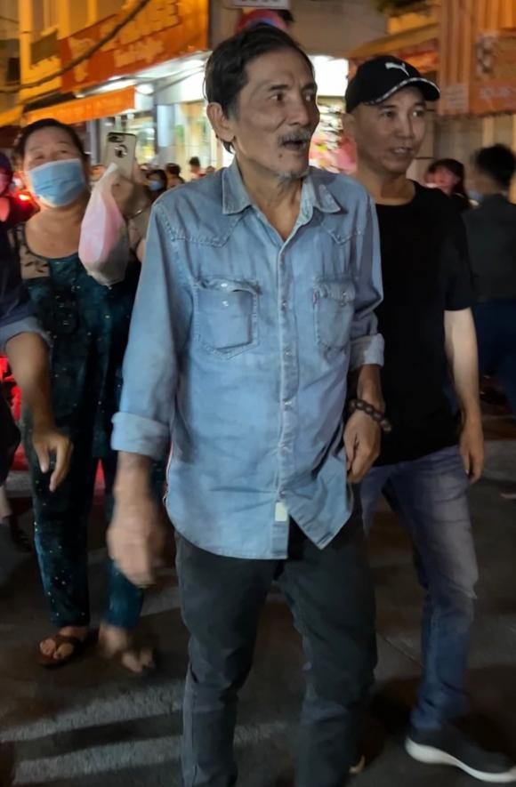 Nghệ sĩ Thương Tín tươi tắn hơn, thần sắc ngày càng tốt hơn sau thời gian bị bệnh. Ảnh internet Nghệ sĩ Thương Tín tươi tắn hơn, thần sắc ngày càng tốt hơn sau thời gian bị bệnh. Ảnh internet