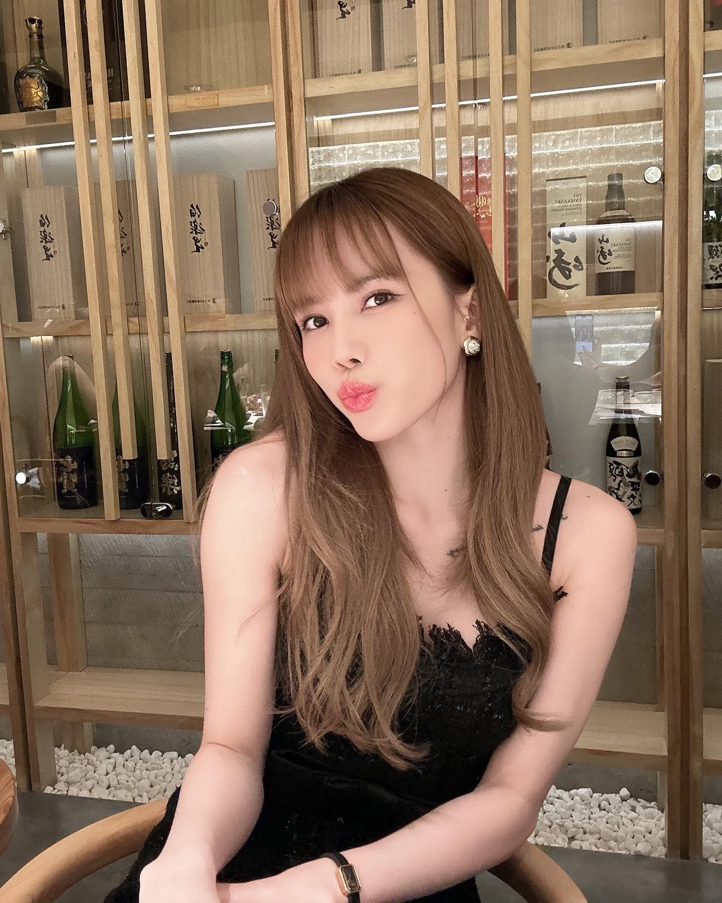 Thiều Bảo Trâm bất ngờ nhắc lại chuyện từng bị đối xử tệ bạc sau hơn 2 năm chia tay Sơn Tùng - Ảnh 1