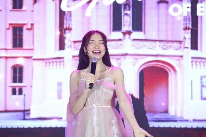 Hòa Minzy cầu xin CDM dừng phát tán đoạn clip nhạy cảm của mình giữa lúc tâm trạng bất ổn - Ảnh 1 Hòa Minzy cầu xin CDM dừng phát tán đoạn clip nhạy cảm của mình giữa lúc tâm trạng bất ổn - Ảnh 1