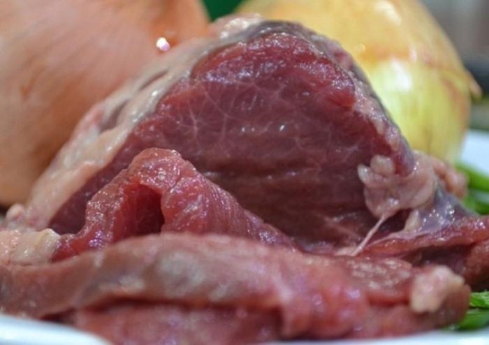 3 loại thịt bán đầy ngoài chợ, rẻ đến mấy cũng không nên động vào 2 3 loại thịt bán đầy ngoài chợ, rẻ đến mấy cũng không nên động vào 2