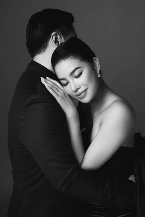 Hoa hậu Phạm Hương khoe cuộc sống xa hoa sau 5 năm rút khỏi showbiz lấy chồng đại gia 7 Hoa hậu Phạm Hương khoe cuộc sống xa hoa sau 5 năm rút khỏi showbiz lấy chồng đại gia 7