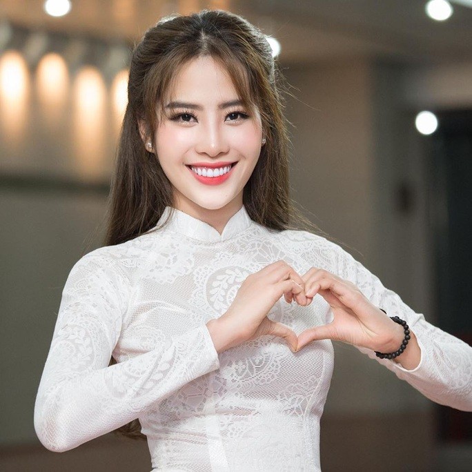 Nam Em mặt kém sắc tiều tụy, rơi vào tình trạng báo động - Ảnh 1