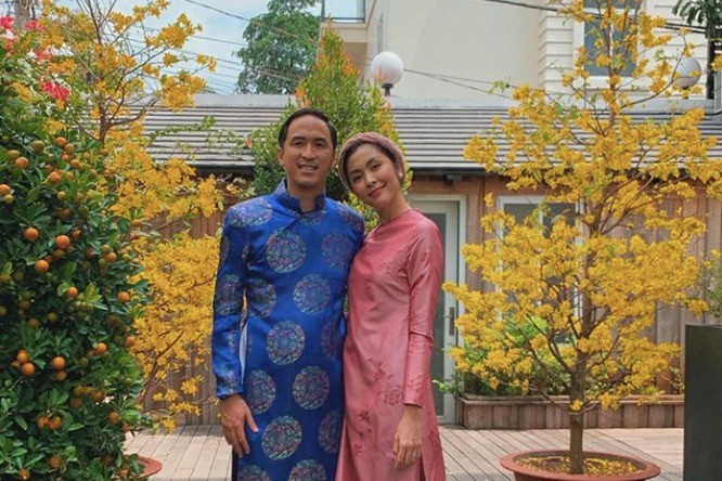 'Đột nhập' bên trong biệt thự dát vàng của nhà Hà Tăng, cuộc sống vạn người mơ 1 'Đột nhập' bên trong biệt thự dát vàng của nhà Hà Tăng, cuộc sống vạn người mơ 1