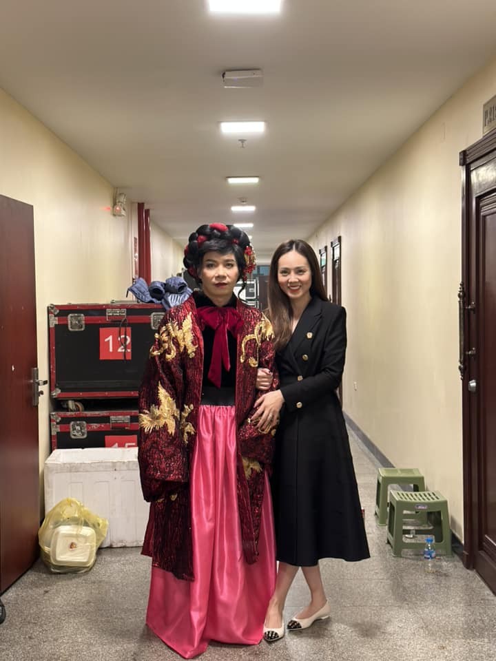 Ngọc Hà luôn đồng hành cùng ông xã trong suốt thời gian qua. Ảnh FBNV Ngọc Hà luôn đồng hành cùng ông xã trong suốt thời gian qua. Ảnh FBNV