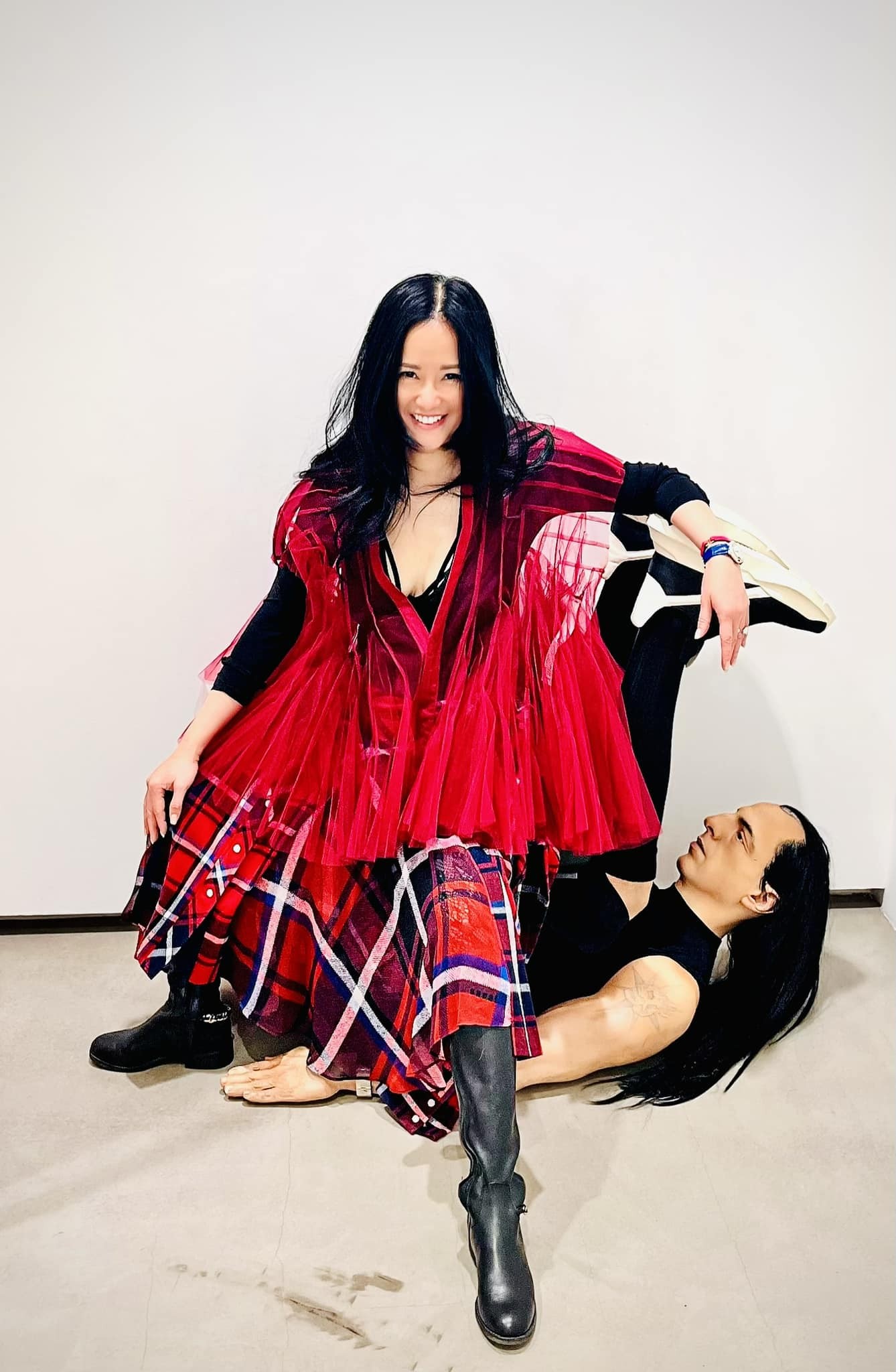 Diva Hồng Nhung khoe nhan sắc không tuổi, căng tràn sức sống ở tuổi 53 - Ảnh 2