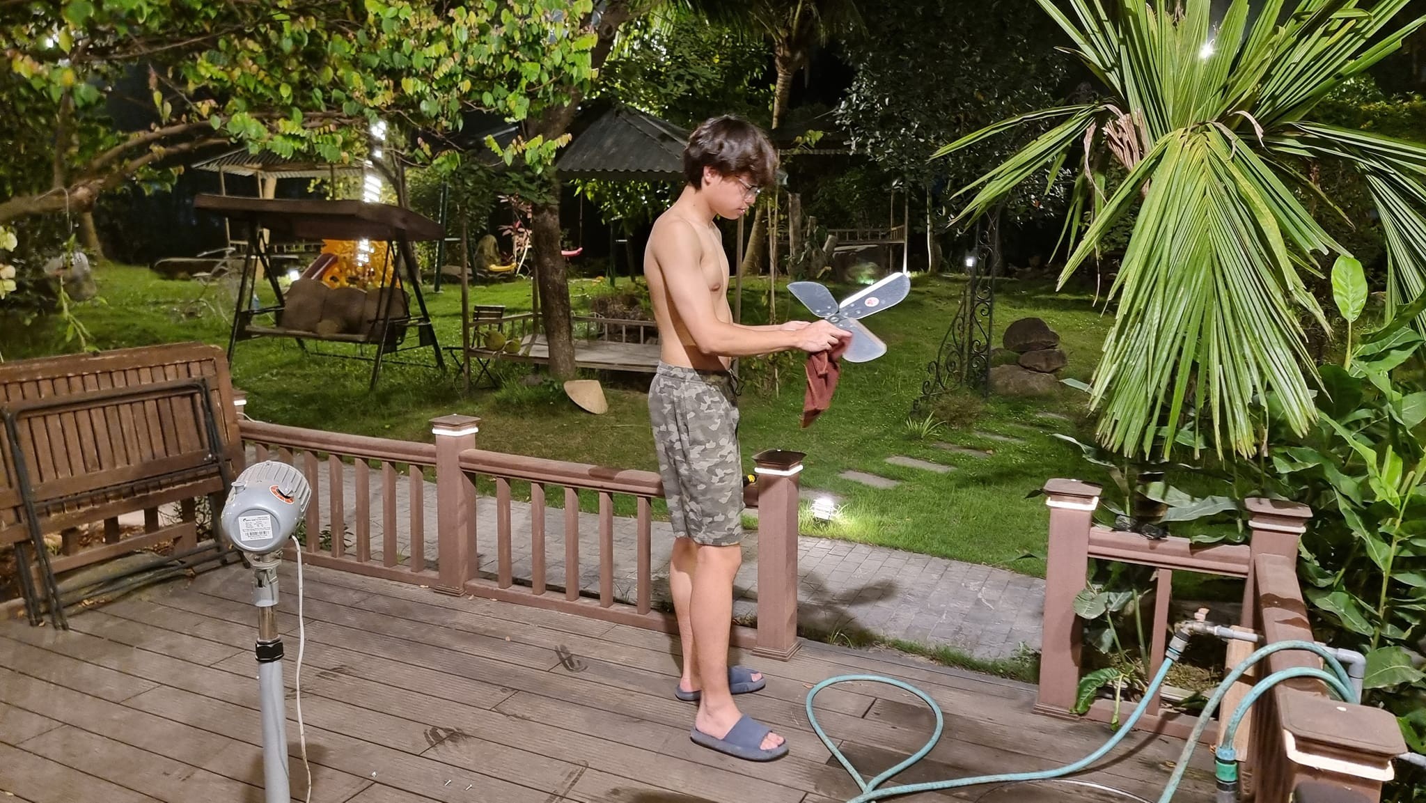 Lâu mới xuất hiện, cậu cả nhà Xuân Bắc ngày càng ra dáng thanh niên, lớn phổng phao 2 Lâu mới xuất hiện, cậu cả nhà Xuân Bắc ngày càng ra dáng thanh niên, lớn phổng phao 2
