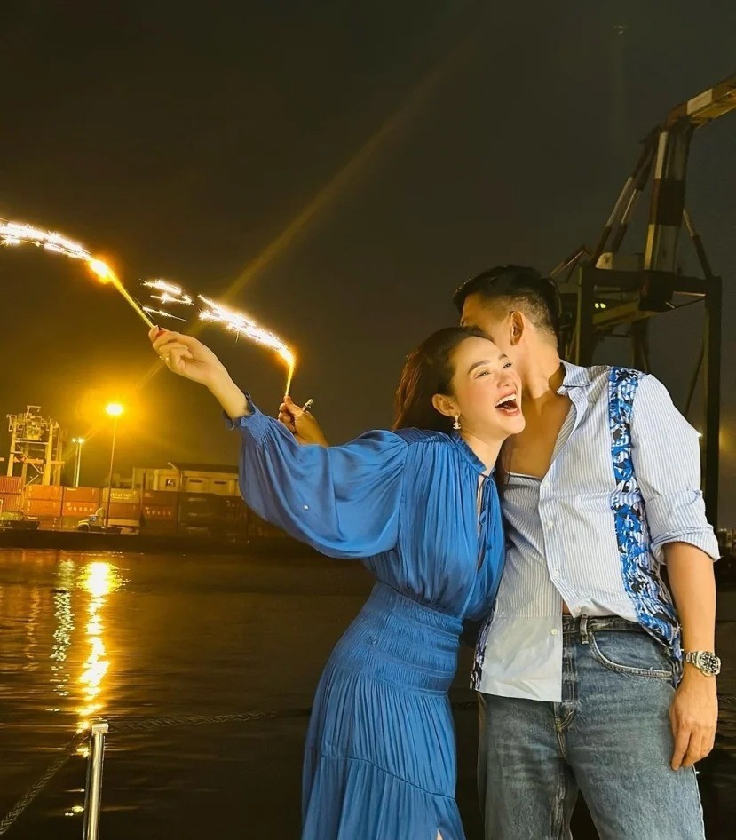 Hơn 10 tháng chung sống, Minh Hằng tiết lộ con người thật của chồng đại gia không giống nhiều người nghĩ 3 Hơn 10 tháng chung sống, Minh Hằng tiết lộ con người thật của chồng đại gia không giống nhiều người nghĩ 3