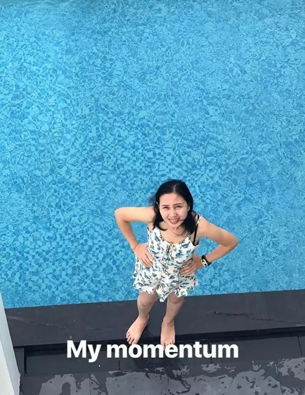 Nhan sắc mặn mà, đẹp hoàn hảo của mẹ Hoa hậu Thùy Tiên 1 Nhan sắc mặn mà, đẹp hoàn hảo của mẹ Hoa hậu Thùy Tiên 1