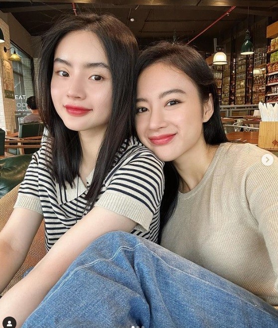 Nhan sắc thăng hạng của Angela Phương Trinh và em gái sau thời gian tu tập, ăn chay - Ảnh 4 Nhan sắc thăng hạng của Angela Phương Trinh và em gái sau thời gian tu tập, ăn chay - Ảnh 4