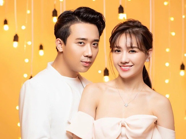 Phản ứng của Trấn Thành khi CDM phát hiện 1 chi tiết bất ổn từ Hari Won - Ảnh 1 Phản ứng của Trấn Thành khi CDM phát hiện 1 chi tiết bất ổn từ Hari Won - Ảnh 1