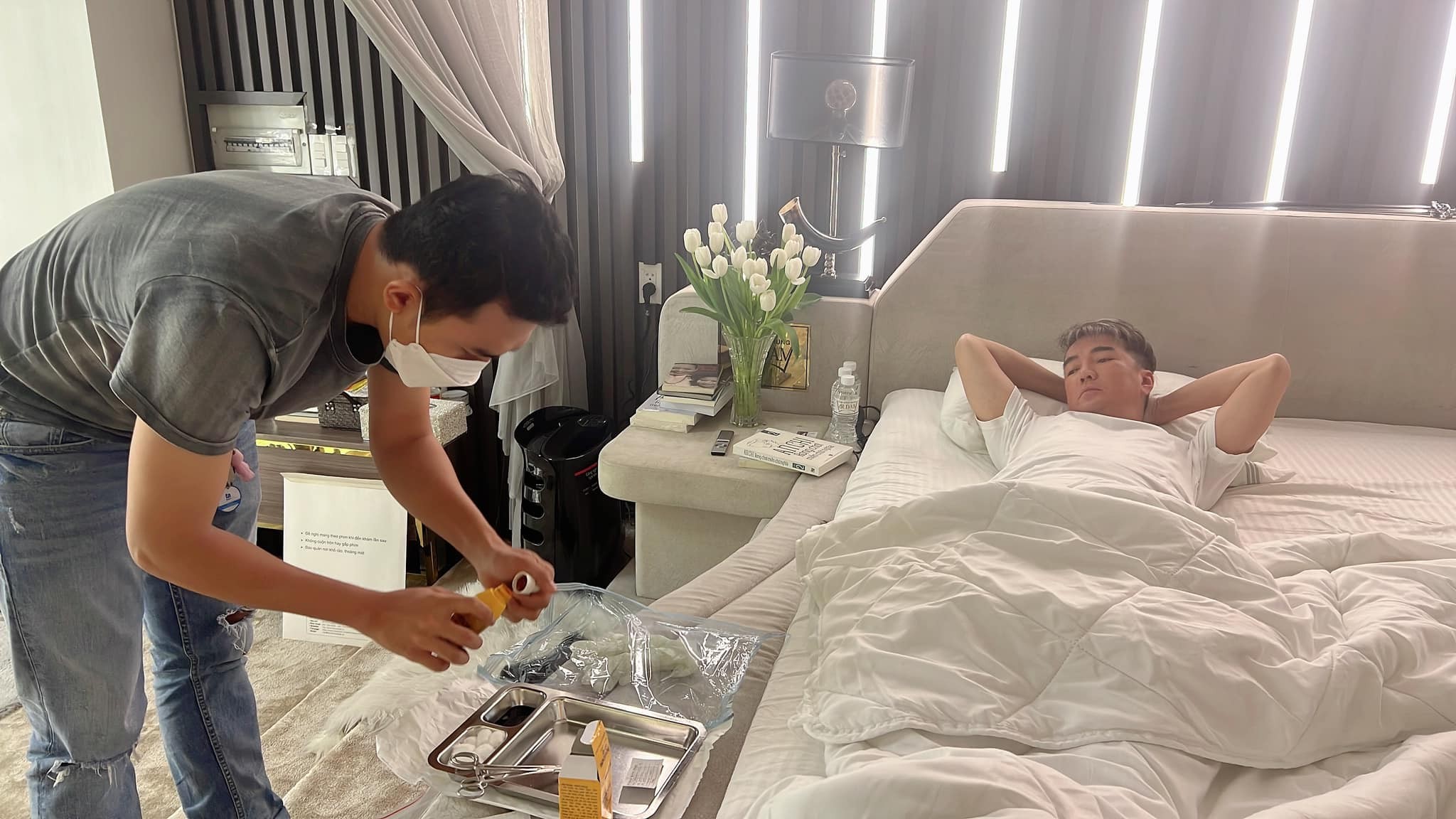 Vừa xuất viện, Đàm Vĩnh Hưng nhắn nhủ thâm thúy đến các 'anh hùng bàn phím' - Ảnh 2