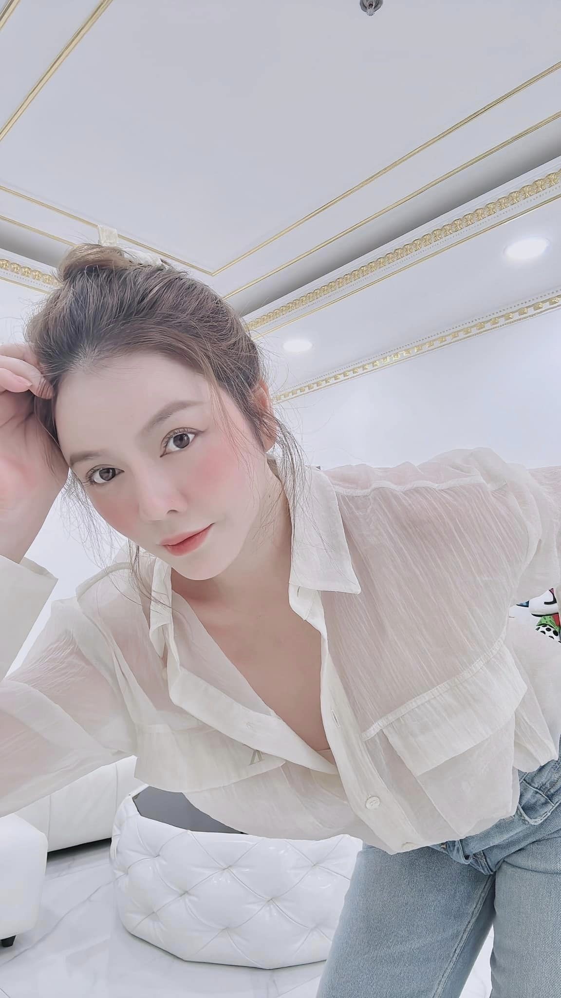 Nhan sắc ngày càng thăng hạng và trẻ trung của Lý Nhã Kỳ. Ảnh internet