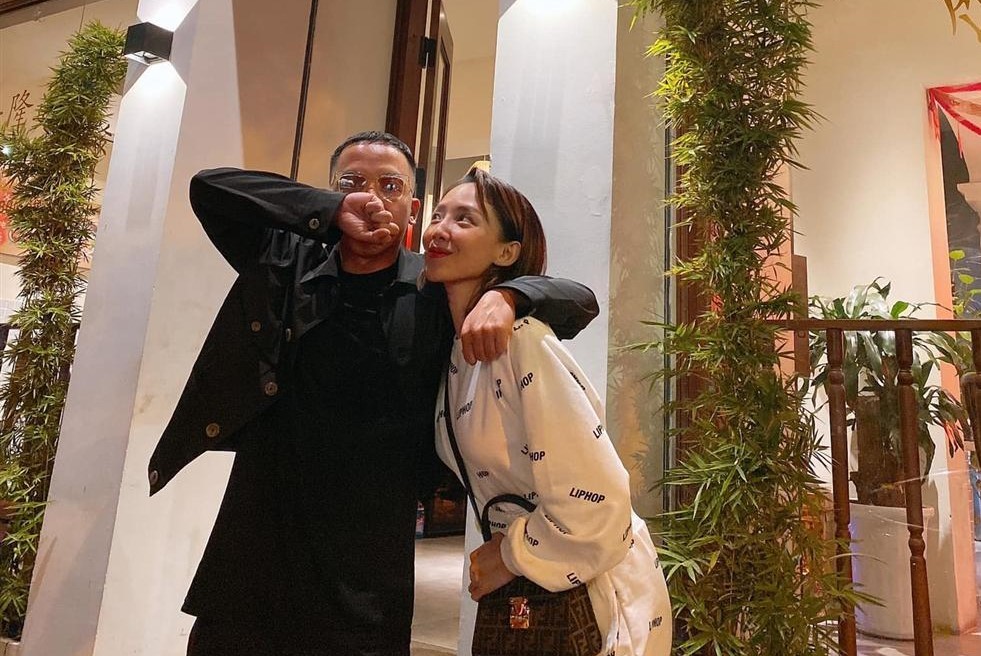 Lần hiếm hoi Tóc Tiên khoe ảnh tình cảm bên Hoàng Touliver - Ảnh 1