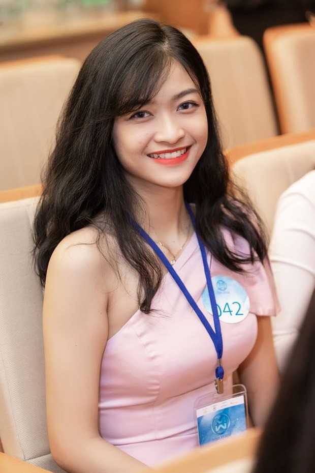 Nhan sắc trước khi trùng tu của Á hậu Kiều Loan. Ảnh internet Nhan sắc trước khi trùng tu của Á hậu Kiều Loan. Ảnh internet