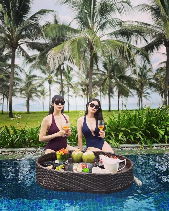 Con gái BTV Quốc Khánh giờ đã là thiếu nữ xinh đẹp. Ảnh FBNV Con gái BTV Quốc Khánh giờ đã là thiếu nữ xinh đẹp. Ảnh FBNV