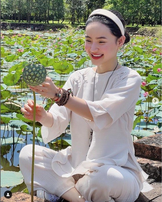 Hết nổi loạn, em gái Angela Phương Trinh thay đổi khó nhận ra sau thời gian tu tập - Ảnh 1 Hết nổi loạn, em gái Angela Phương Trinh thay đổi khó nhận ra sau thời gian tu tập - Ảnh 1