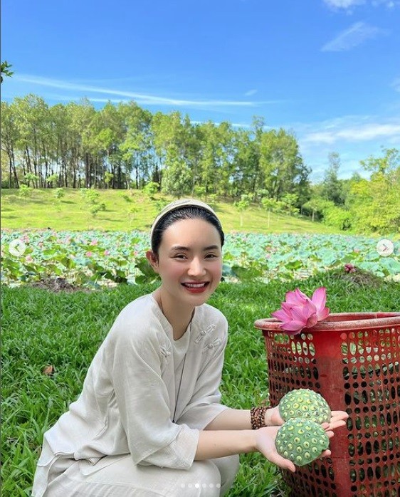 Hết nổi loạn, em gái Angela Phương Trinh thay đổi khó nhận ra sau thời gian tu tập - Ảnh 3 Hết nổi loạn, em gái Angela Phương Trinh thay đổi khó nhận ra sau thời gian tu tập - Ảnh 3