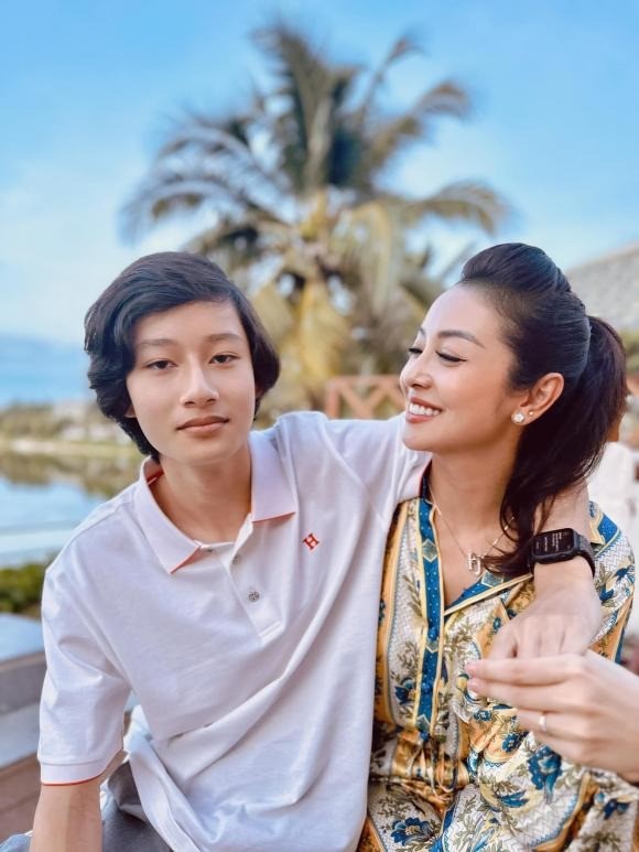 Bảo Nam - con trai Quang Dũng ngày càng ra dáng thanh niên. Ảnh FBNV Bảo Nam - con trai Quang Dũng ngày càng ra dáng thanh niên. Ảnh FBNV