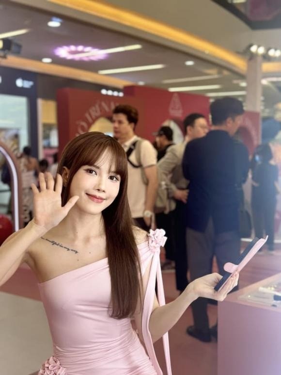Thiều Bảo Trâm có động thái tự minh oan hậu bị nghi trùng tu nhan sắc - Ảnh 1 Thiều Bảo Trâm có động thái tự minh oan hậu bị nghi trùng tu nhan sắc - Ảnh 1