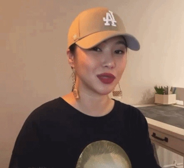 Hương Tràm khẳng định không có chuyện đã sinh con. Ảnh FBNV Hương Tràm khẳng định không có chuyện đã sinh con. Ảnh FBNV