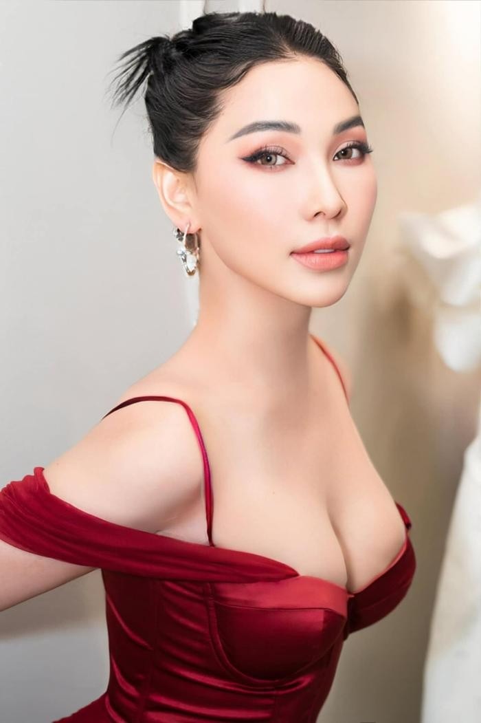 Quỳnh Thư luôn khẳng định không có quan hệ đặc biệt với chồng cũ Diệp Lâm Anh. Ảnh FBNV Quỳnh Thư luôn khẳng định không có quan hệ đặc biệt với chồng cũ Diệp Lâm Anh. Ảnh FBNV