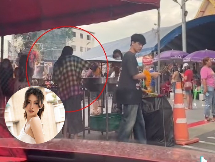CDM còn soi Tiểu Vy mặc áo của Nicky Nachat. Ảnh internet CDM còn soi Tiểu Vy mặc áo của Nicky Nachat. Ảnh internet