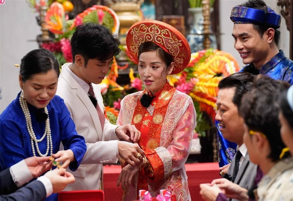 Puka và Gin Tuấn Kiệt làm đám cưới trong gameshow. Ảnh internet Puka và Gin Tuấn Kiệt làm đám cưới trong gameshow. Ảnh internet