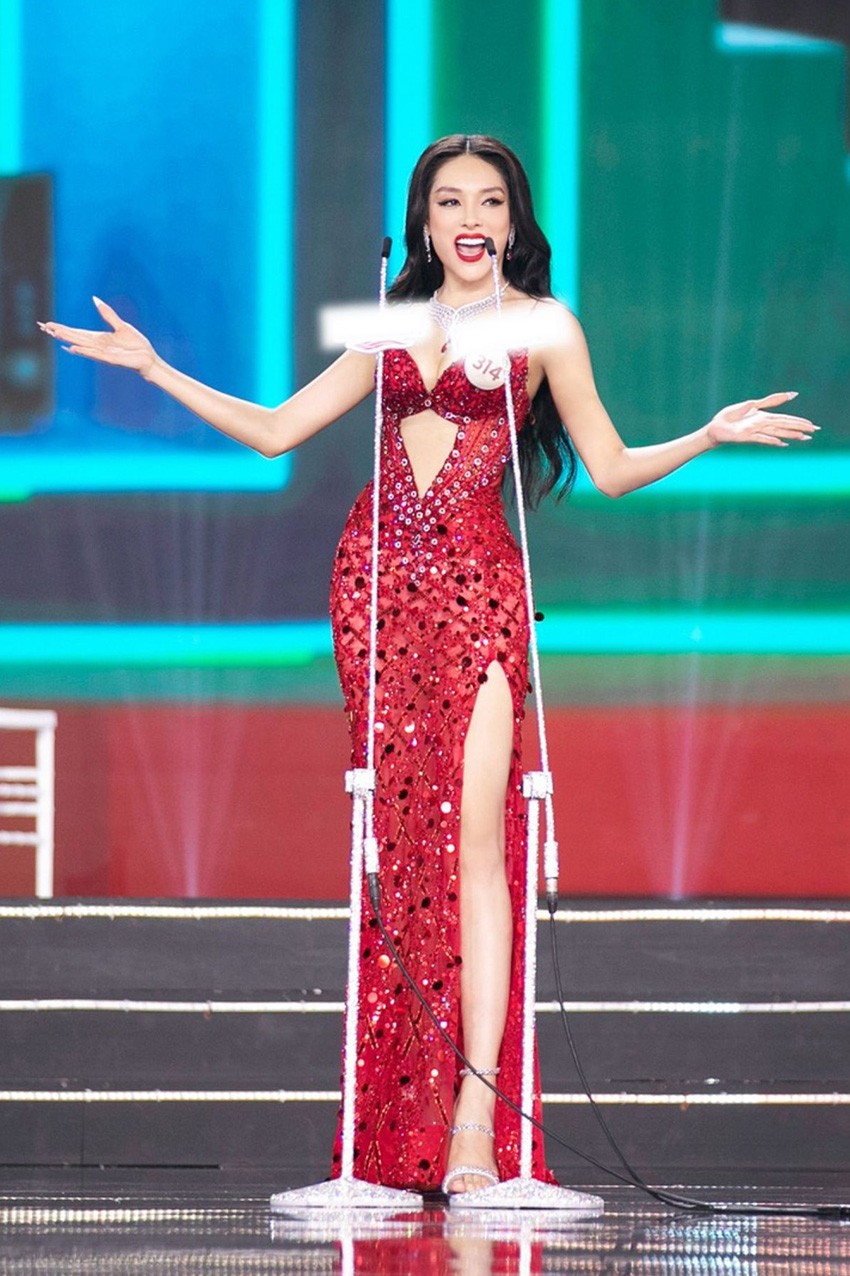 Năm nay, các thí sinh Miss Grand Vietnam 2023 tiết chế hơn trong phần hô tên, có người còn làm thơ, hát. Ảnh internet