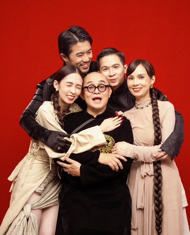 Vợ nghệ sĩ Xuân Hinh ngày càng trẻ đẹp và thần thái. Ảnh FBNV Vợ nghệ sĩ Xuân Hinh ngày càng trẻ đẹp và thần thái. Ảnh FBNV