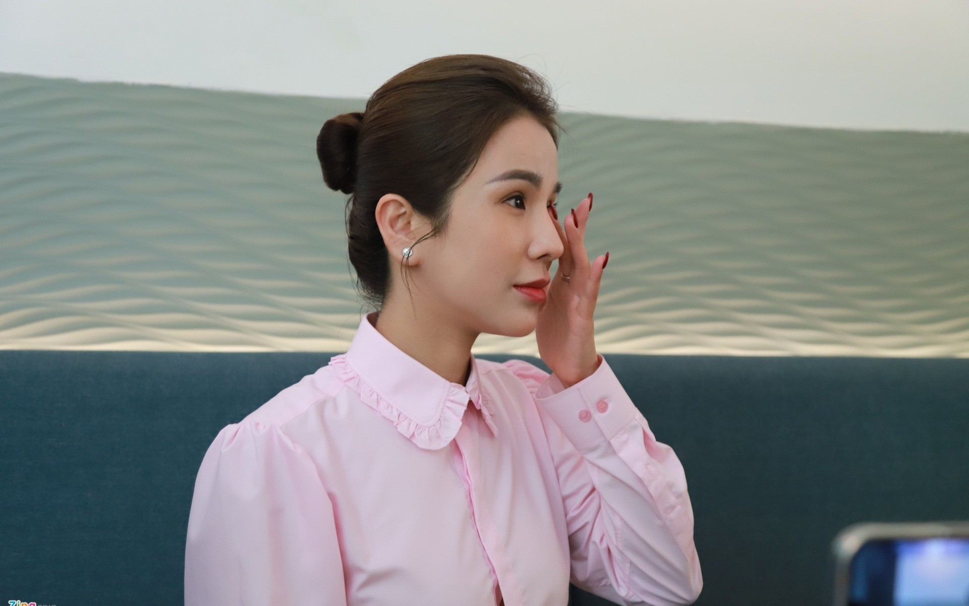 Hành trình đầy nước mắt của Diệp Lâm Anh trong 'cuộc chiến' với chồng thiếu gia - Ảnh 1 Hành trình đầy nước mắt của Diệp Lâm Anh trong 'cuộc chiến' với chồng thiếu gia - Ảnh 1