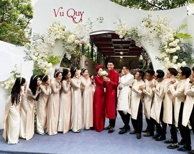 Vĩnh Thụy tổ chức lễ ăn hỏi với bạn gái có gia thế khủng. Ảnh internet Vĩnh Thụy tổ chức lễ ăn hỏi với bạn gái có gia thế khủng. Ảnh internet