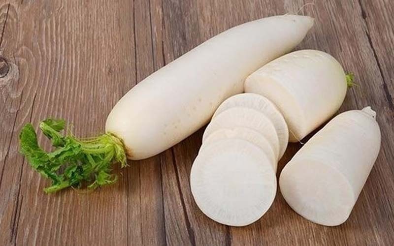 Củ cải giàu vitamin C giúp tăng đề kháng, phòng bệnh cảm cúm giao mùa. Ảnh internet