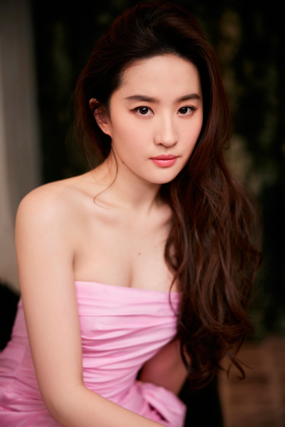 Lưu Diệc Phi đến nay vẫn bảo chứng cho cái đẹp bị thời gian bỏ quên. Ảnh internet Lưu Diệc Phi đến nay vẫn bảo chứng cho cái đẹp bị thời gian bỏ quên. Ảnh internet