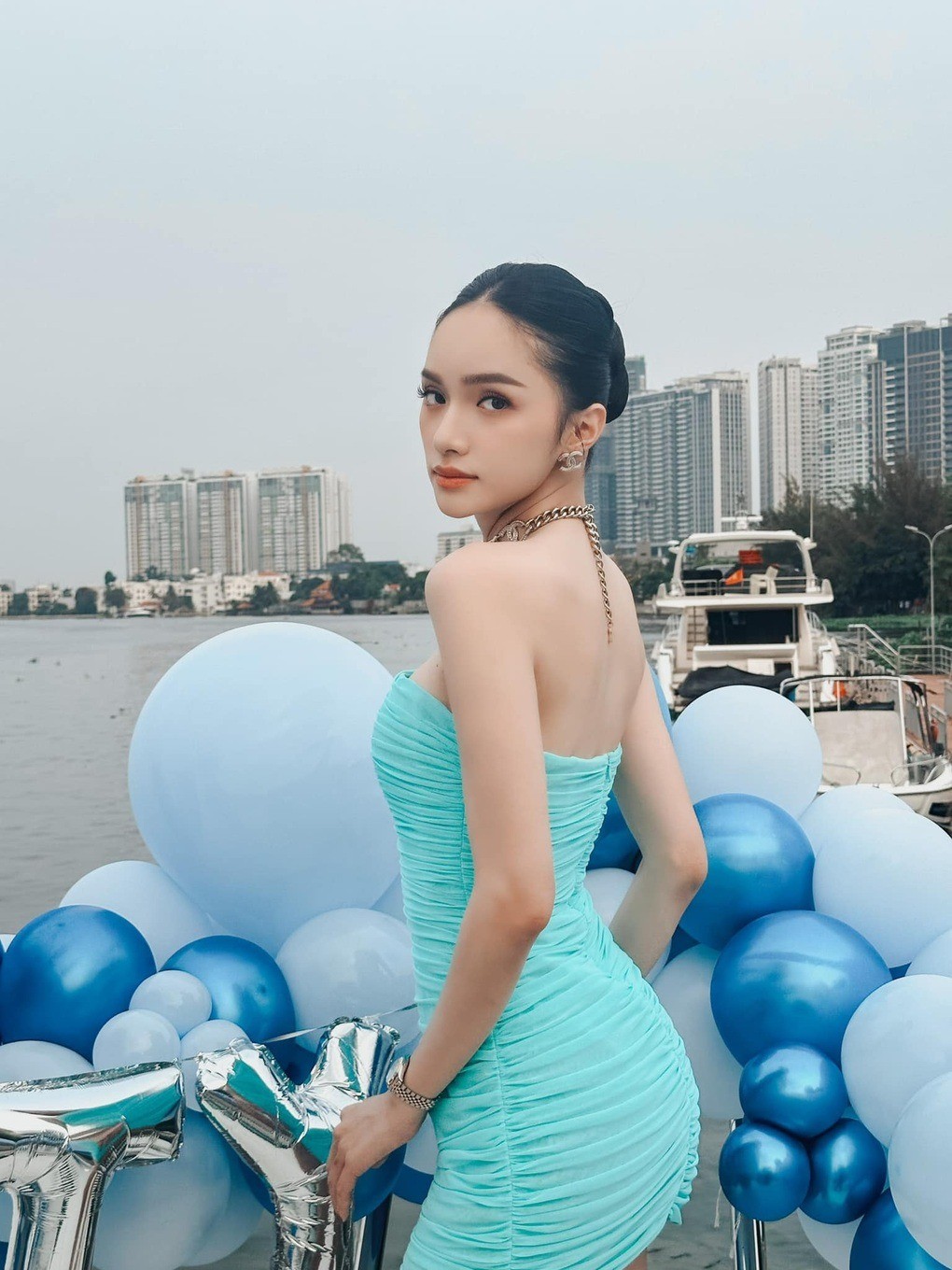 Ngày ấy bây giờ của Hương Giang: 10 năm trước đầy ngây thơ - Ảnh 3