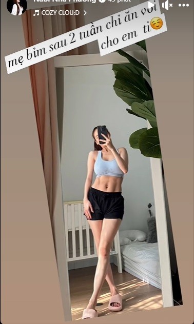 Vóc dáng đáng ngưỡng mộ của Nhã Phương sau sinh 2 tuần nhờ chăm chỉ cho con bú. Ảnh FBNV Vóc dáng đáng ngưỡng mộ của Nhã Phương sau sinh 2 tuần nhờ chăm chỉ cho con bú. Ảnh FBNV