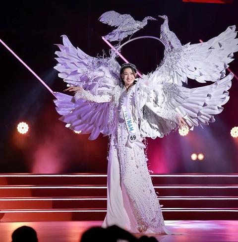 Phương Nhi trong đêm chung kết Miss International 2023. Ảnh internet Phương Nhi trong đêm chung kết Miss International 2023. Ảnh internet