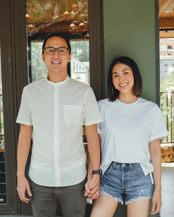 Hơn một thập kỷ qua, Tăng Thanh Hà vẫn luôn sống hạnh phúc bên ông xã Louis Nguyễn. Ảnh FBNV Hơn một thập kỷ qua, Tăng Thanh Hà vẫn luôn sống hạnh phúc bên ông xã Louis Nguyễn. Ảnh FBNV