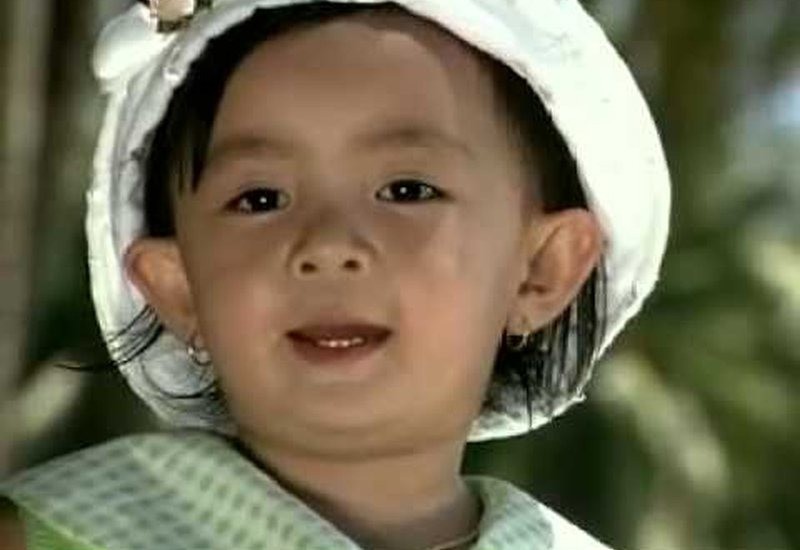 Xuân Mai từng là ca sĩ nhí nổi đình nổi đám. Ảnh internet Xuân Mai từng là ca sĩ nhí nổi đình nổi đám. Ảnh internet