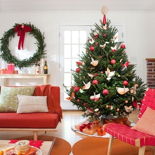 Cách làm cây thông noel bằng dây kim tuyến cùng 8 ý tưởng trang trí cây thông Noel đẹp - Ảnh 2 Cách làm cây thông noel bằng dây kim tuyến cùng 8 ý tưởng trang trí cây thông Noel đẹp - Ảnh 2